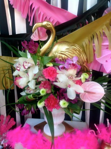 Chic Flamingo bridal shower decoration ideas