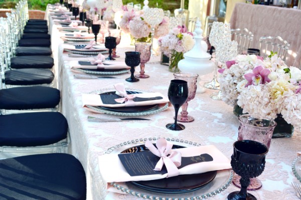 Love-Is-In-The-Air-Bridal-Shower-Place-Settings