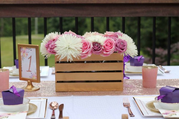 Garden-of-Romance-Bridal-Shower-Guest-Seating