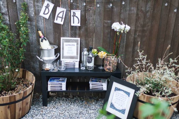 Outdoor-Great-Gatsby-Party-Cocktail-Bar